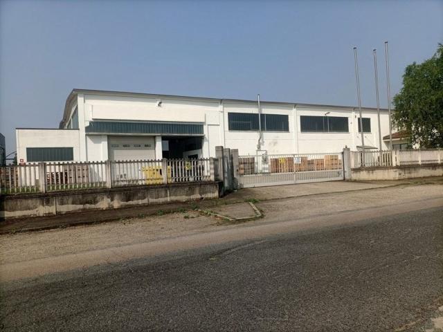Capannone in vendita a Piemonte, Asti