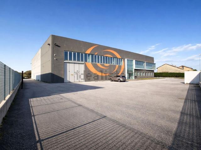 Capannone in vendita a Piemonte, Cuneo