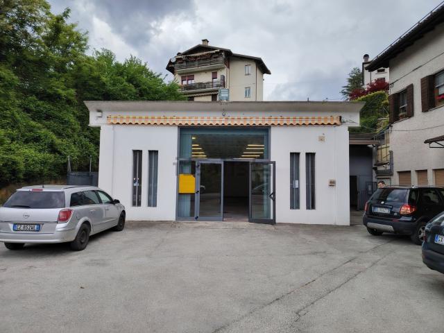 Capannone in vendita a Tortesén, Feltre