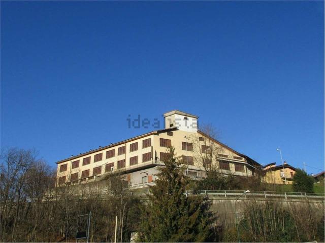 Capannone in vendita a Berbenno, Lombardia