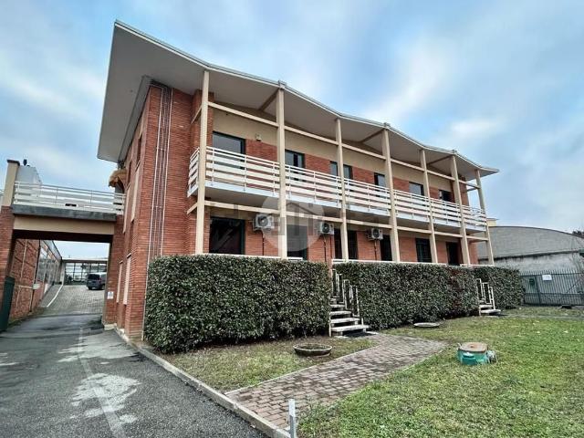 Capannone in vendita a Fornaci, Piemonte