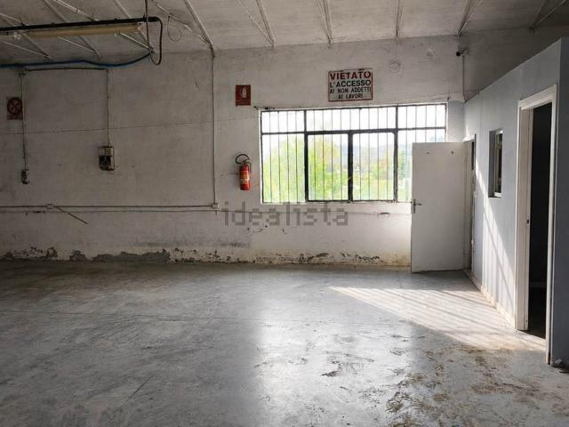 Capannone in vendita a Molin Nuovo, Quarrata