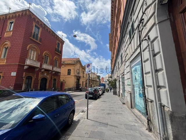 Capannone in vendita a Municipalità 2, Campania