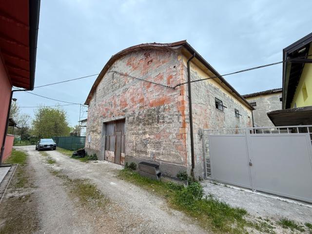 Capannone in vendita a Vaciglio, Modena