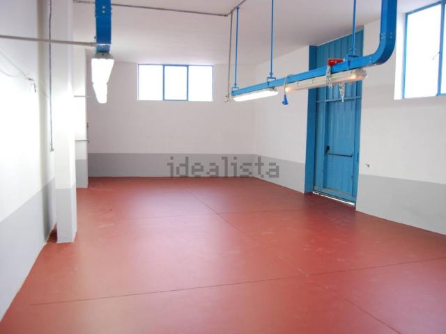 Capannone in vendita a Puglia, Barletta-andria-trani