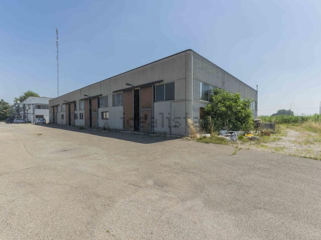 Capannone in vendita a Unione Alto Ferrarese, Poggio Renatico