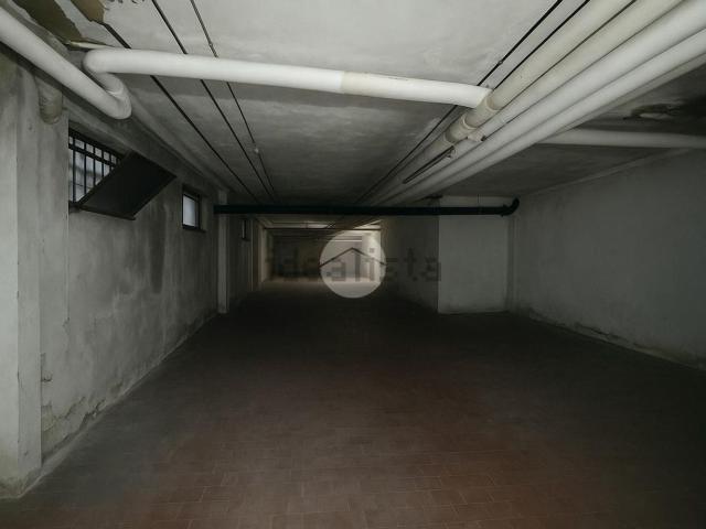 Capannone in vendita a Borgo Palazzo, Bergamo