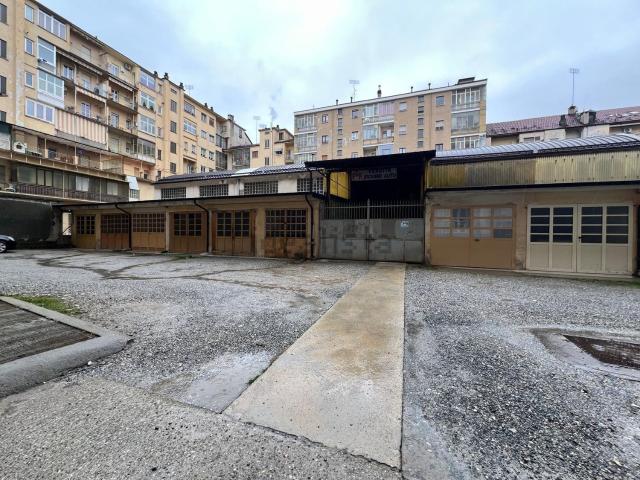 Capannone in vendita a Cuneo Nuova, Piemonte