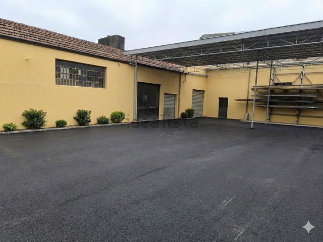 Capannone in vendita a San Donnino, Campi Bisenzio