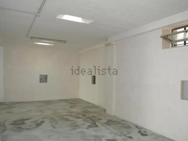 Capannone in vendita a Ostuni, Brindisi