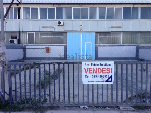 Capannone in vendita a Predda Niedda, Cala Di Volpe