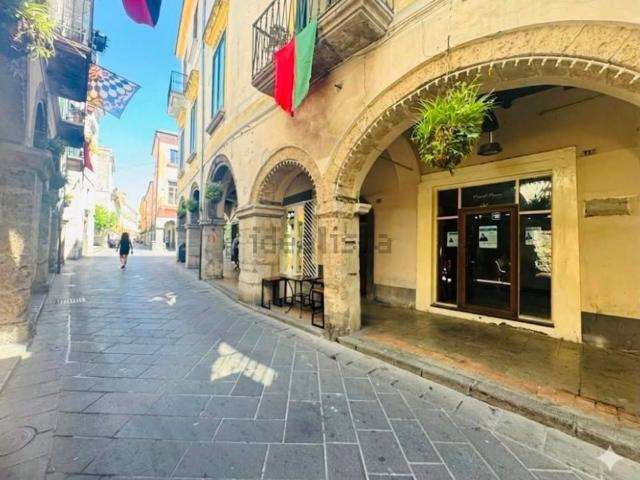 Capannone in vendita a Rione Sala, Cava de' Tirreni