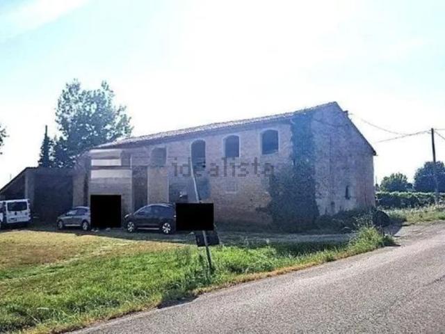 Capannone in vendita a Unione della Romagna Faentina, Solarolo