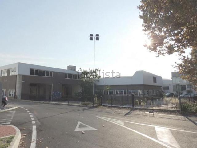 Capannone in vendita a Vismara, Marche