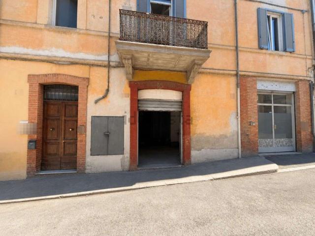 Capannone in vendita a Città Giardino, Terni