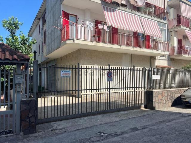 Capannone in vendita a Calvizzano, Campania