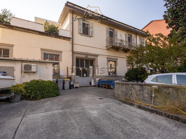 Capannone in vendita a Sarbia, La Spezia