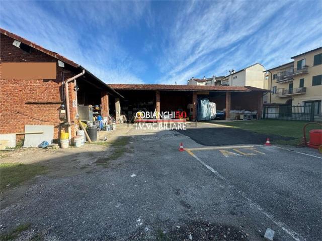 Capannone in vendita a Intra, Verbania