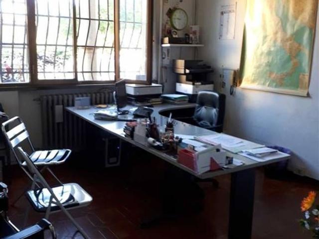 Capannone in vendita a Montevettolini, Toscana