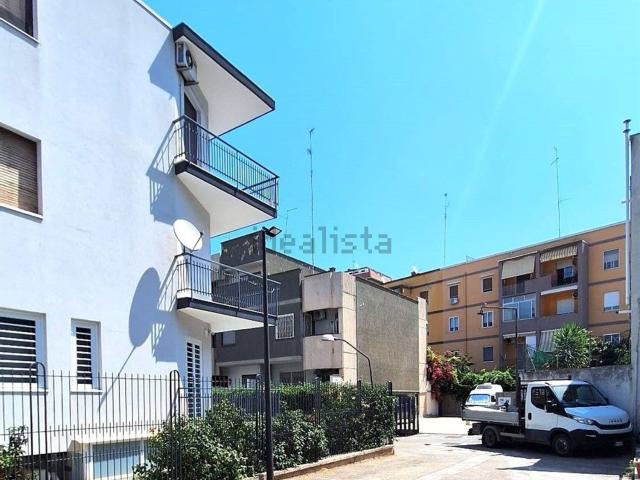 Capannone in vendita a Municipio 2, Puglia