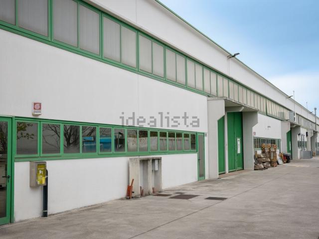 Capannone in vendita a San Quirino, Friuli-Venezia Giulia