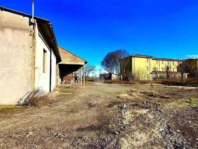 Capannone in vendita a Piemonte, Alessandria