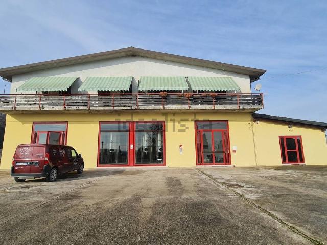 Capannone in vendita a Sona, Veneto