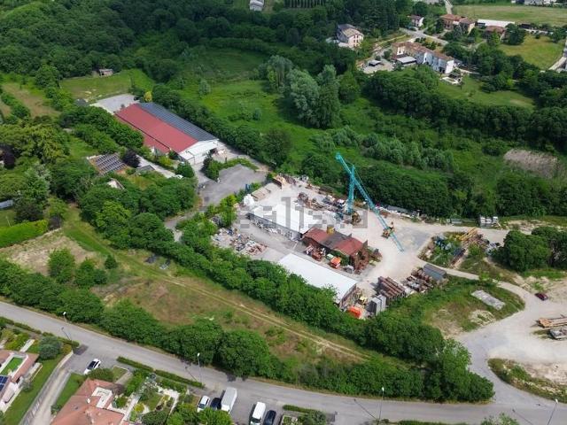Capannone in vendita a Pozzolengo, Lombardia