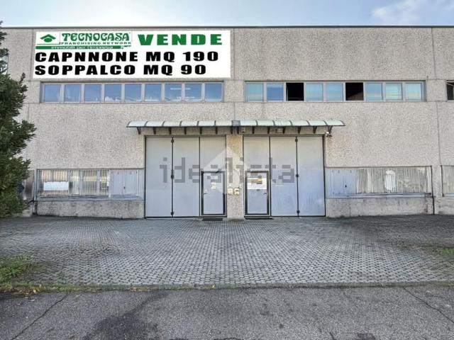Capannone in vendita a Senago, Lombardia
