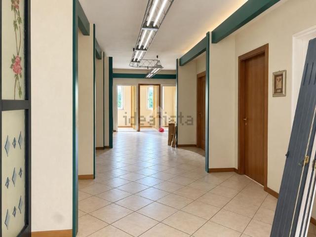 Capannone in vendita a Colle, Trescore Balneario