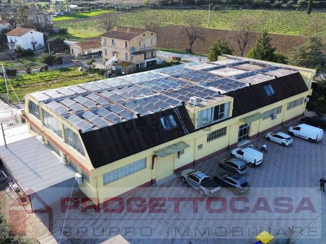 Capannone in vendita a Marche, Ascoli Piceno