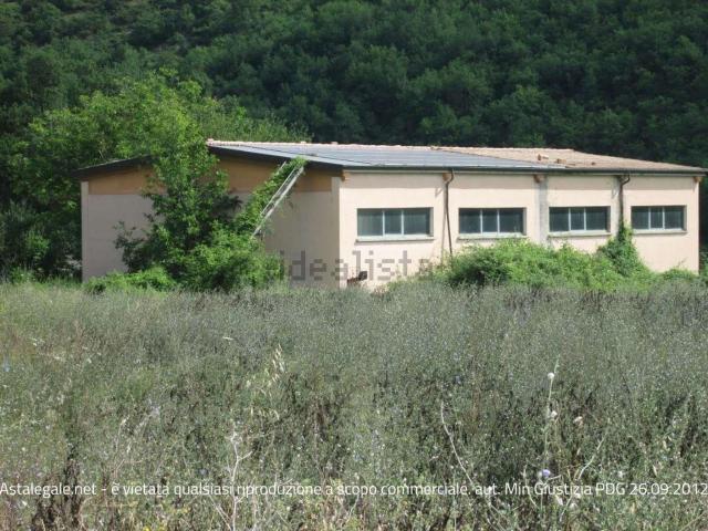 Capannone in vendita a Monte Celso, Marche