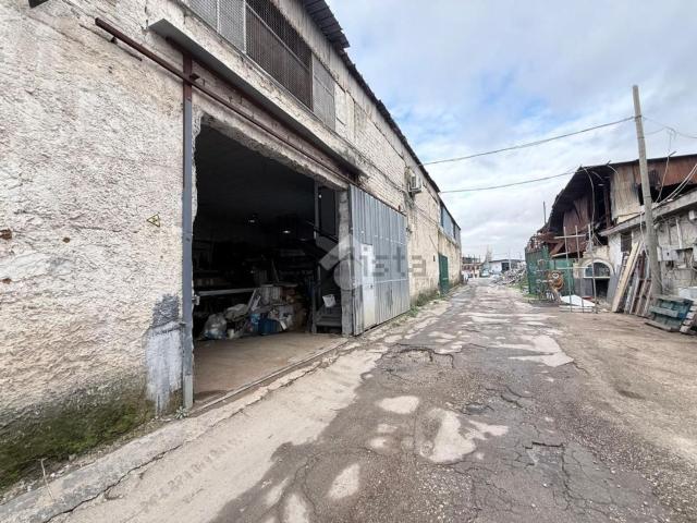 Capannone in vendita a Municipalità 6, Campania