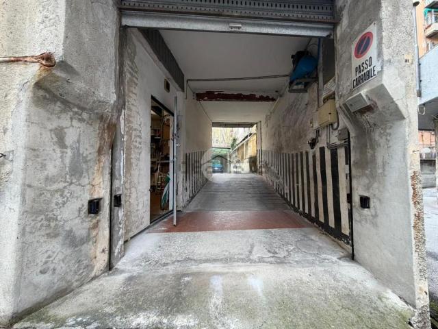Capannone in vendita a Bassa Val Bisagno, Serra Riccò