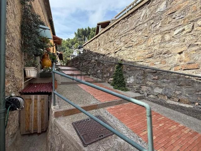 Capannone in vendita a Moglio, Alassio