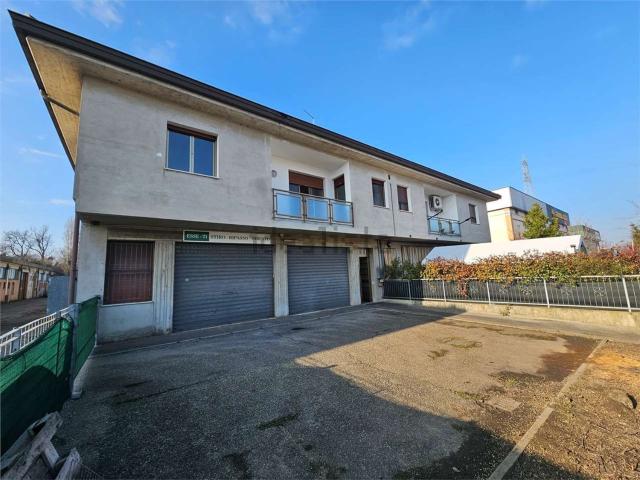 Capannone in vendita a Unione delle Terre d'Argine, Soliera