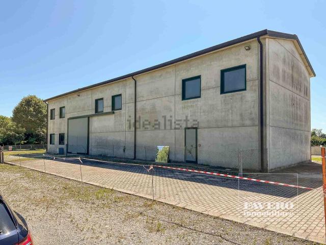 Capannone in vendita a Dolo, Veneto
