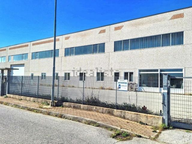 Capannone in vendita a Piemonte, Cuneo