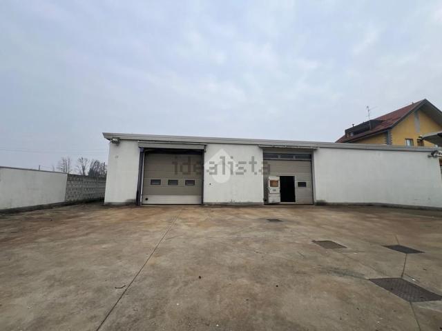 Capannone in vendita a Moncucco, Brugherio