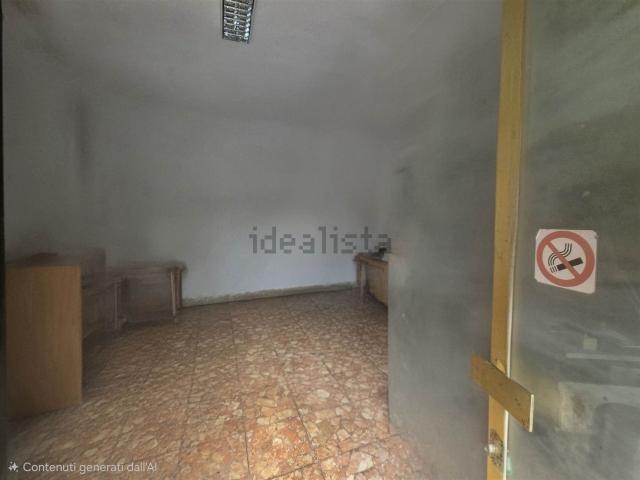 Capannone in vendita a Quartiere 5, Firenze