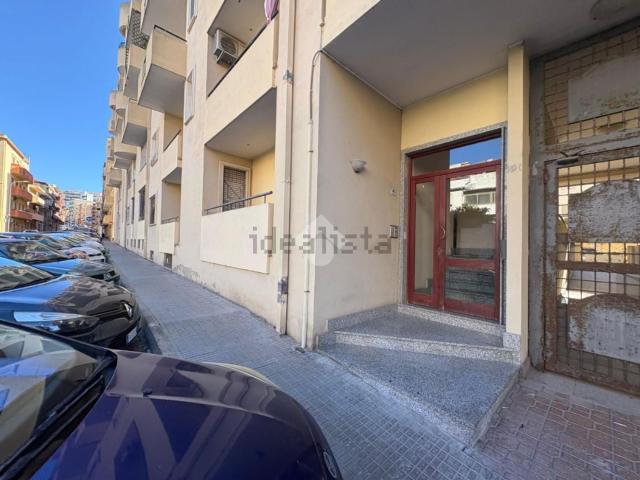 Capannone in vendita a Tuvixeddu-Tuvumannu, Cagliari