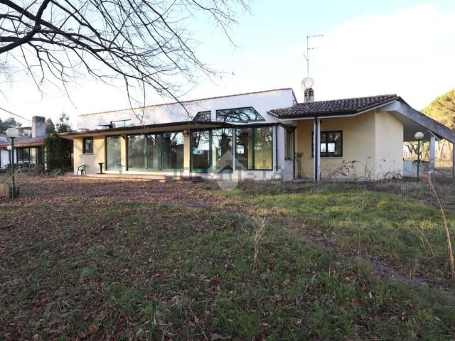 Capannone in vendita a Tricesimo, Friuli-Venezia Giulia