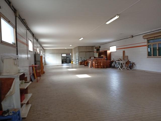 Capannone in vendita a Casarsa Della Delizia, Friuli-Venezia Giulia