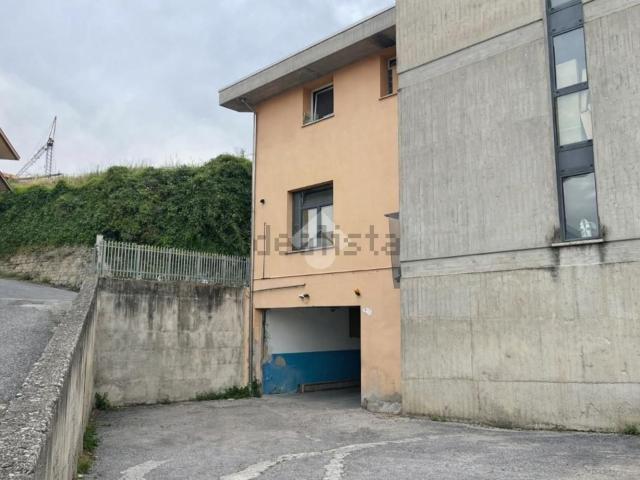 Capannone in vendita a Comunità montana della valle Camonica, Berzo Inferiore