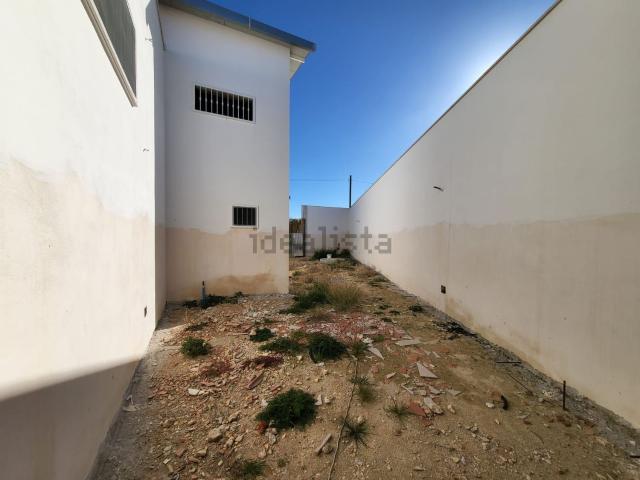 Capannone in vendita a Puglia, Barletta-andria-trani