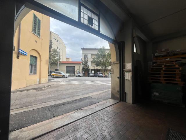 Capannone in vendita a Quartiere 5, Firenze