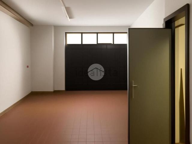 Capannone in vendita a Gorle, Bergamo