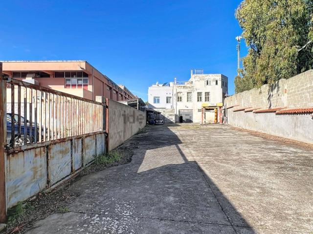 Capannone in vendita a Rizzeddu, Sassari