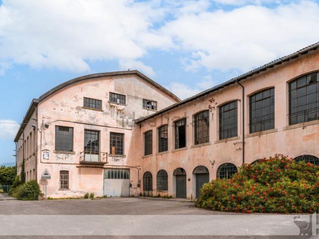 Capannone in vendita a Sernaglia della Battaglia, Treviso