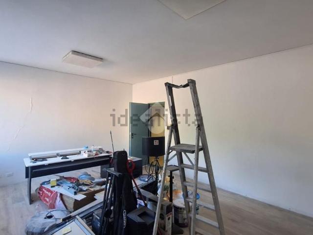 Capannone in vendita a Prione, Genova